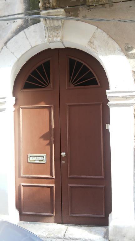 Mareluna Syracuse Bagian luar foto